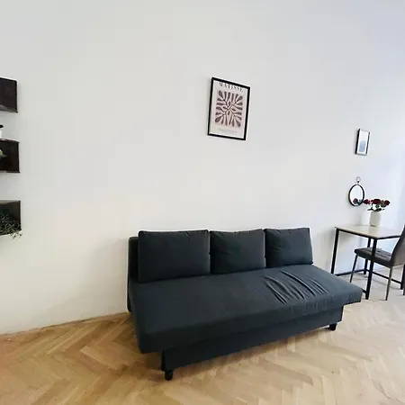 Retro Style In Centrum Andel Apartment *