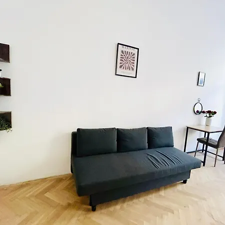 Retro Style In Centrum Andel *